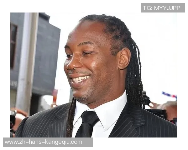 大克与刘易斯巅峰对决谁能在拳坛再创辉煌引发热议